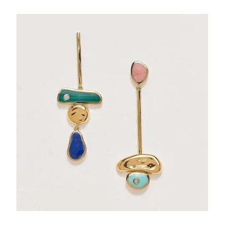 Pendientes asimétricos